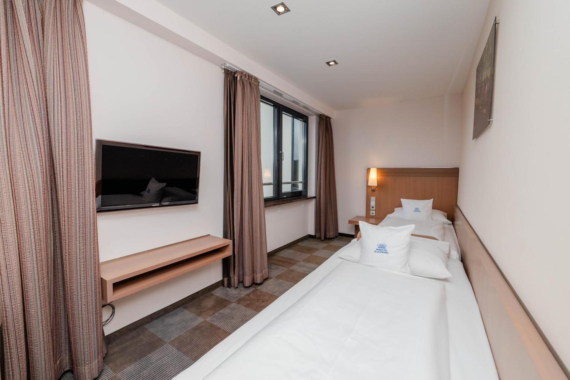 Parkhotel St.Leonhard 위버링겐 외부 사진